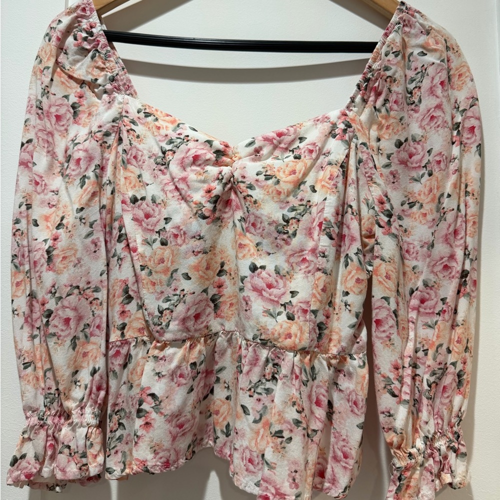 Francesca's Collections Floral Blouse in Pink and Cream